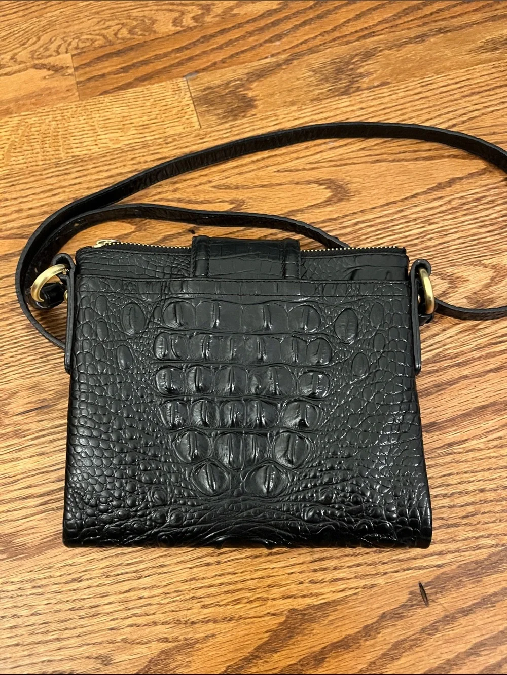 Brahmin Melbourne Black Mojito Croc Embossed Crossbody Bag Black with COA
